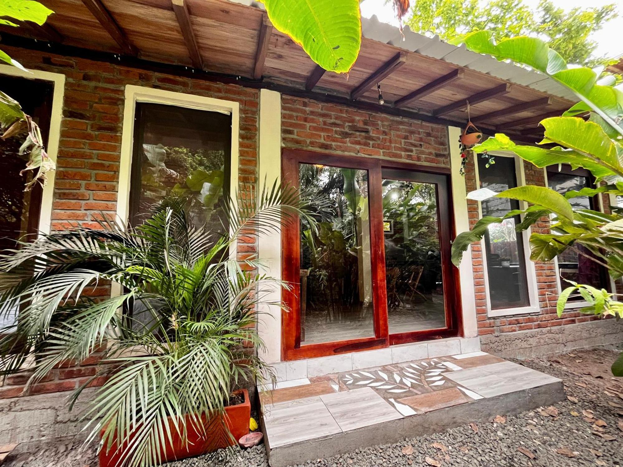 Villa Itchimbia Garden Ayampe Montana Y Mar Exterior foto